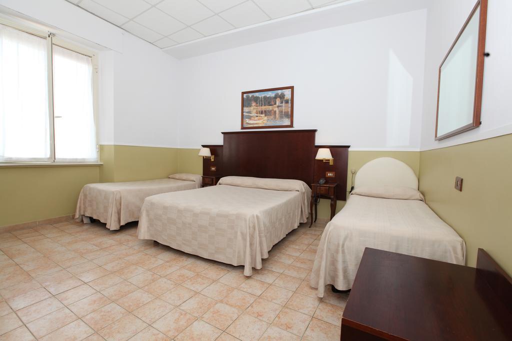 Hotel Belvedere Lido di Ostia Eksteriør bilde